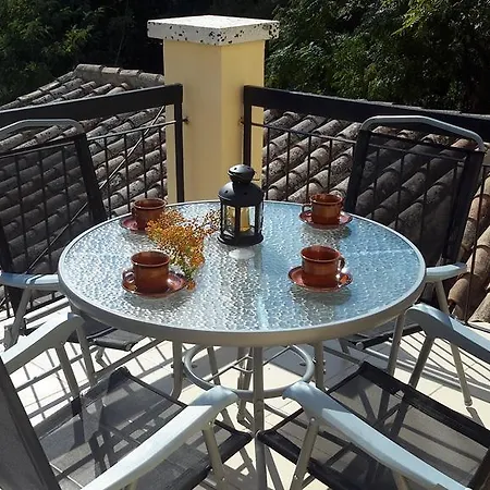 Semeli Apartment *